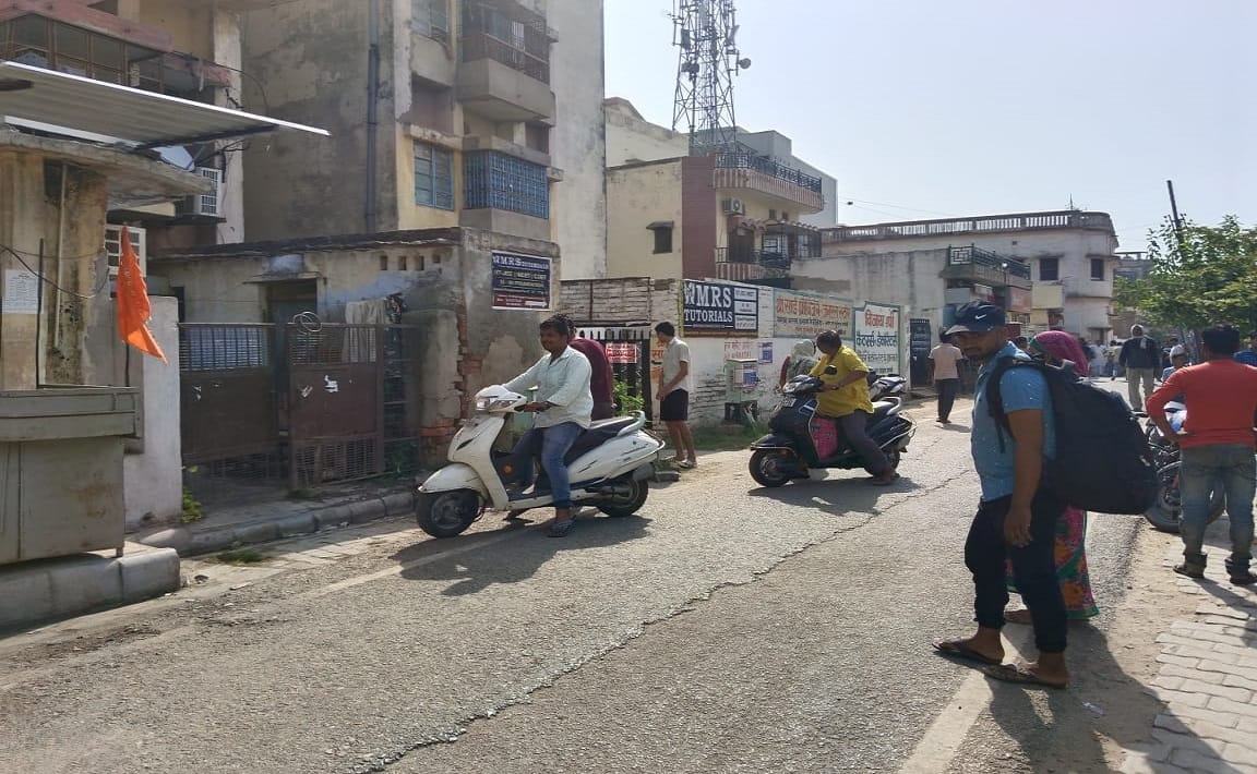 Death of young man who fell down from third floor of VDA building in varanasi