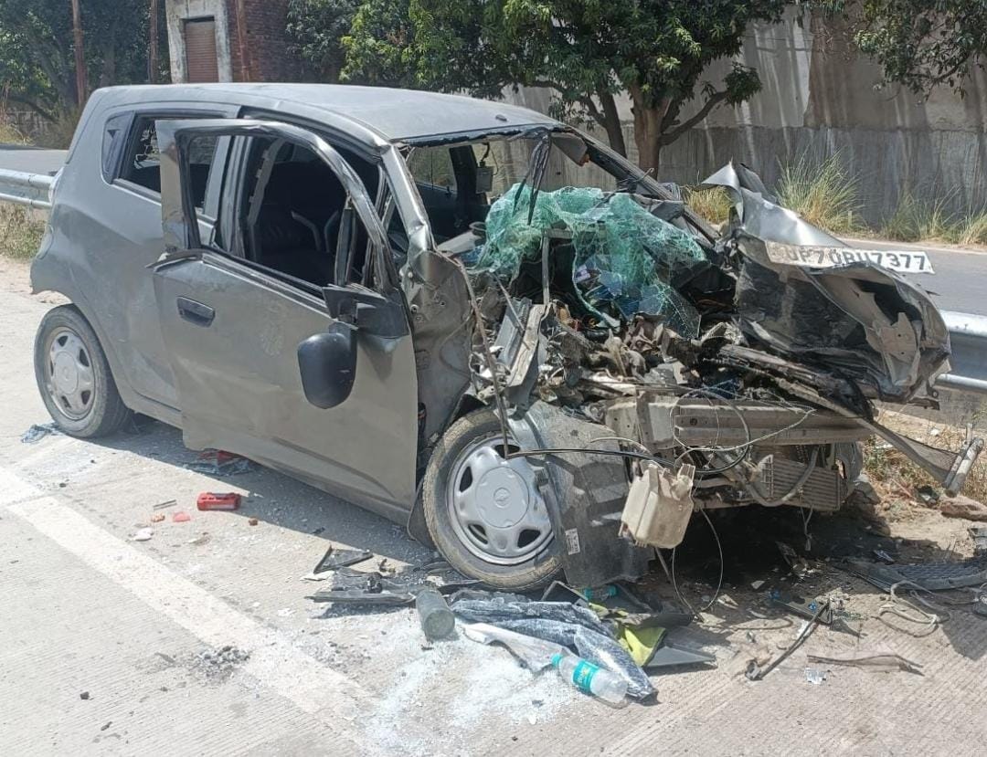 Road accident in Varanasi Three including mother daughter killed and five injured car rammed into truck