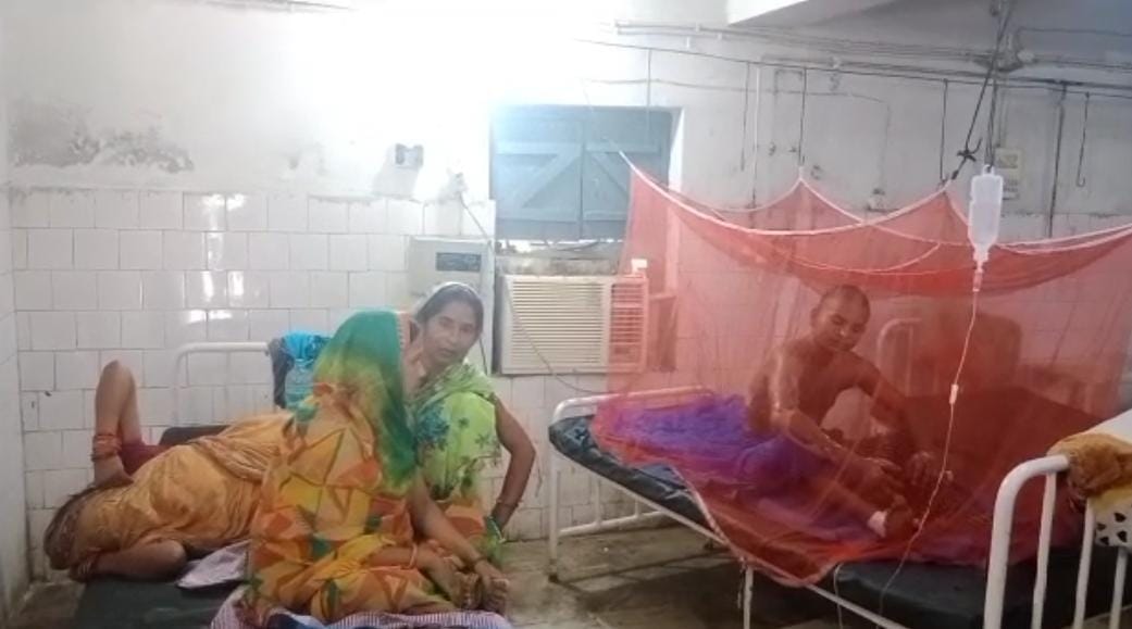 Bihar News; Wife tries to kill husband by burning him alive in Muzaffarpur; Was making reels by taking selfies
