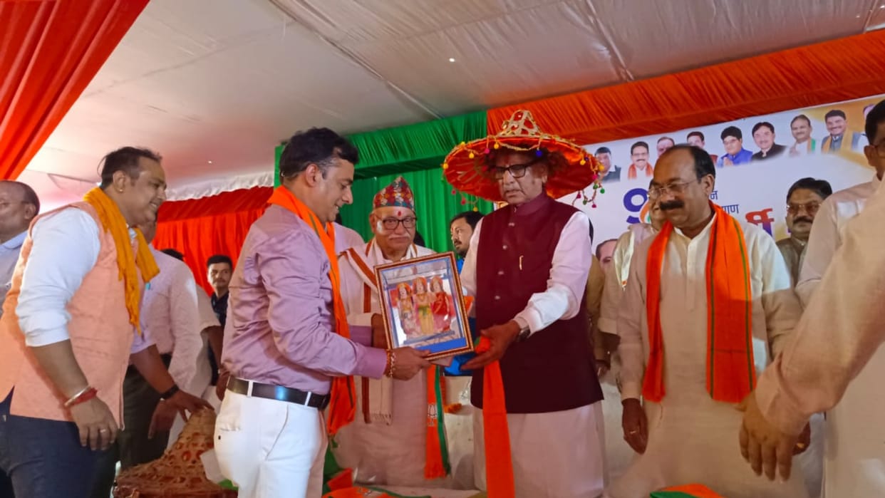 Chhattisgarh BJP in-charge Om Mathur and President Arun Sao targeted Bhupesh govt