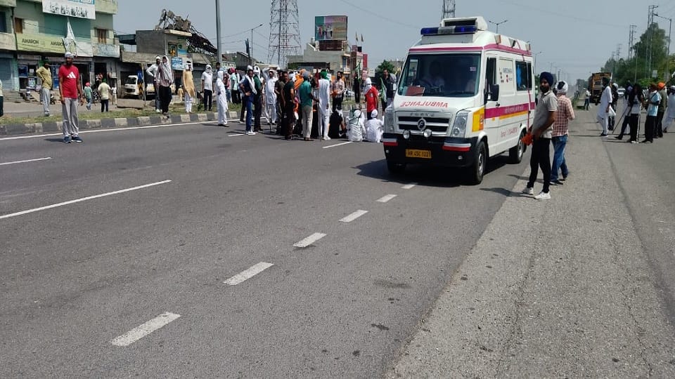 Maha Rally in Kurukshetra: talks between government and farmers failed, angry farmers blocked the highway