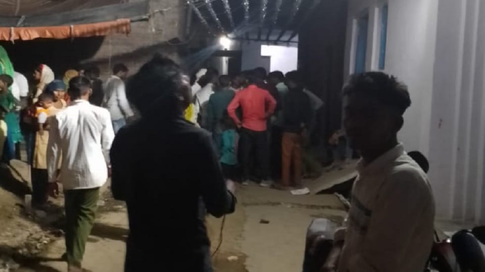 Father died during daughter's marriage in rampur