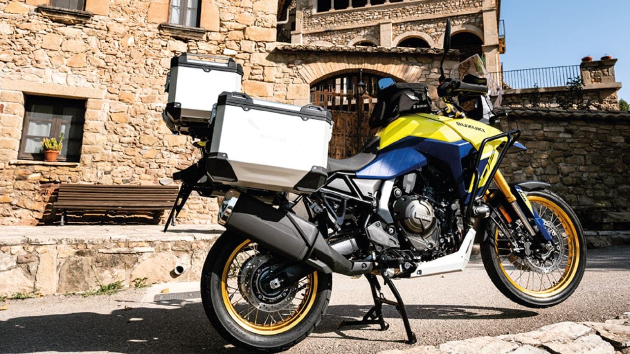 suzuki v-strom 800 de adventure touring bike spotted testing in india, may launch this year