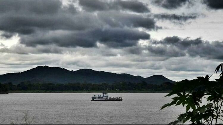 Monsoon pattern changing due to climate change, changes in clouds and their movement detected before monsoon