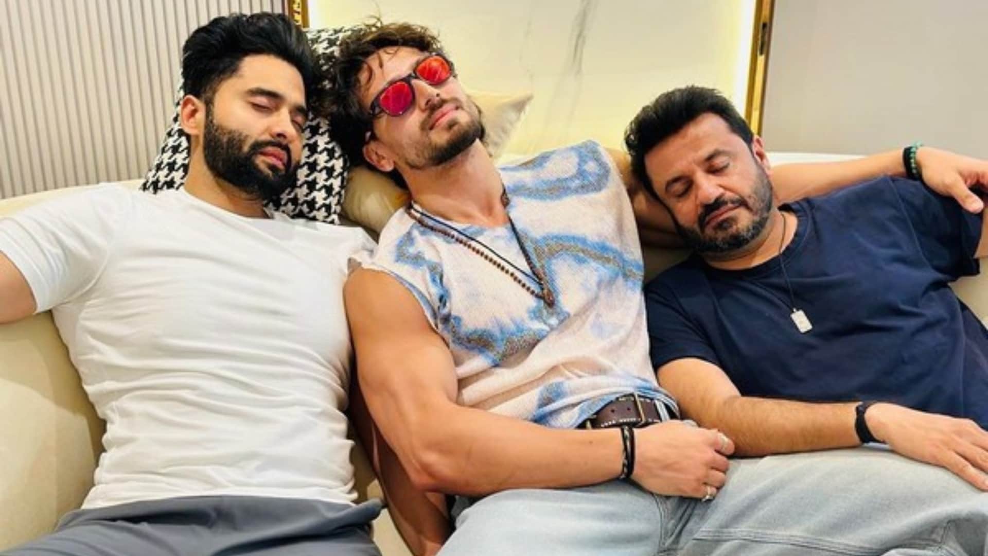 Fan Asked tiger Shroff not to work in Baaghi 4 Actor reacted on her Social Media post
