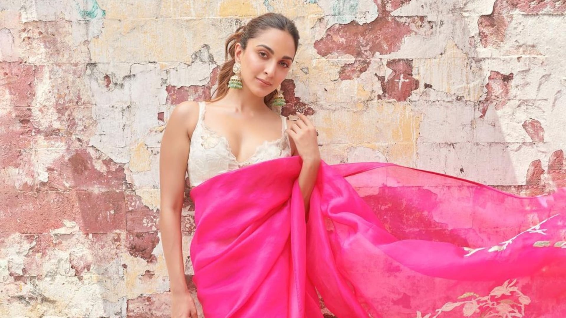 Kiara Advani reveals that her dad allowed to pursue an acting career because of Aamir Khan 3 Idiots read