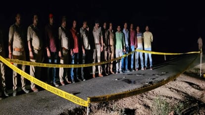Police arrested three robbers of stone pelting gang of Yamuna Expressway in encounter in Mathura