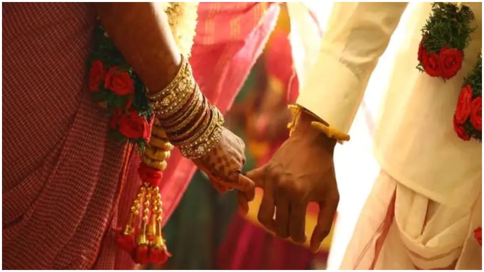 Muslim man converted to marry girlfriend filed application in High Court to get his wife back Rajasthan