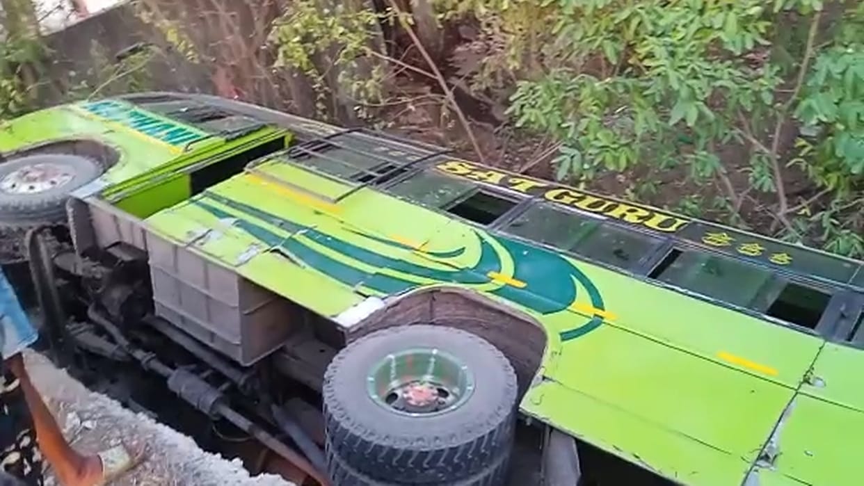 three injured including driver as bus fell 20 feet below bridge in Sakti