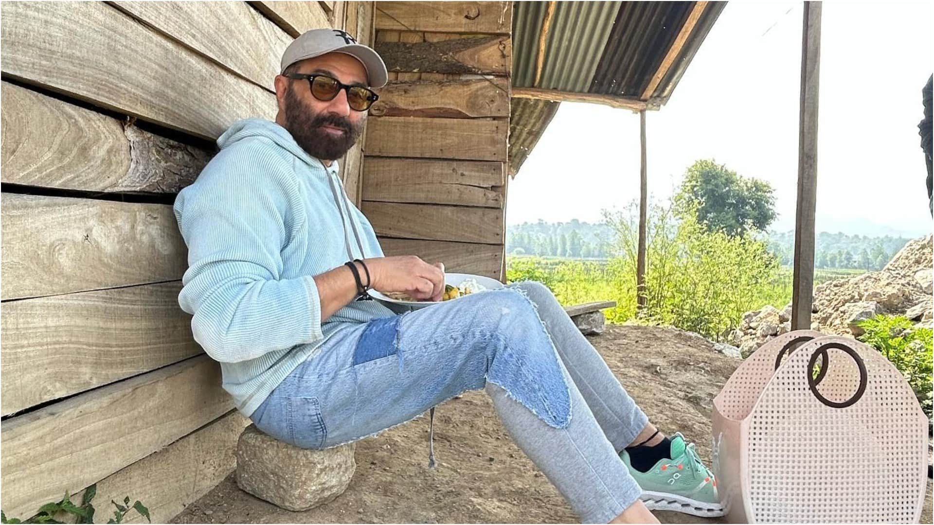 Sunny Deol Gadar 2 actor shared that he teased a girl and her brother chased him he said main galat tha