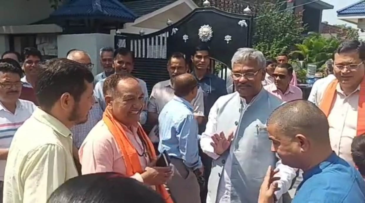 Politics Uproar over former Cm Trivendra Singh Rawat statement on Godse supporters gathered at his residence