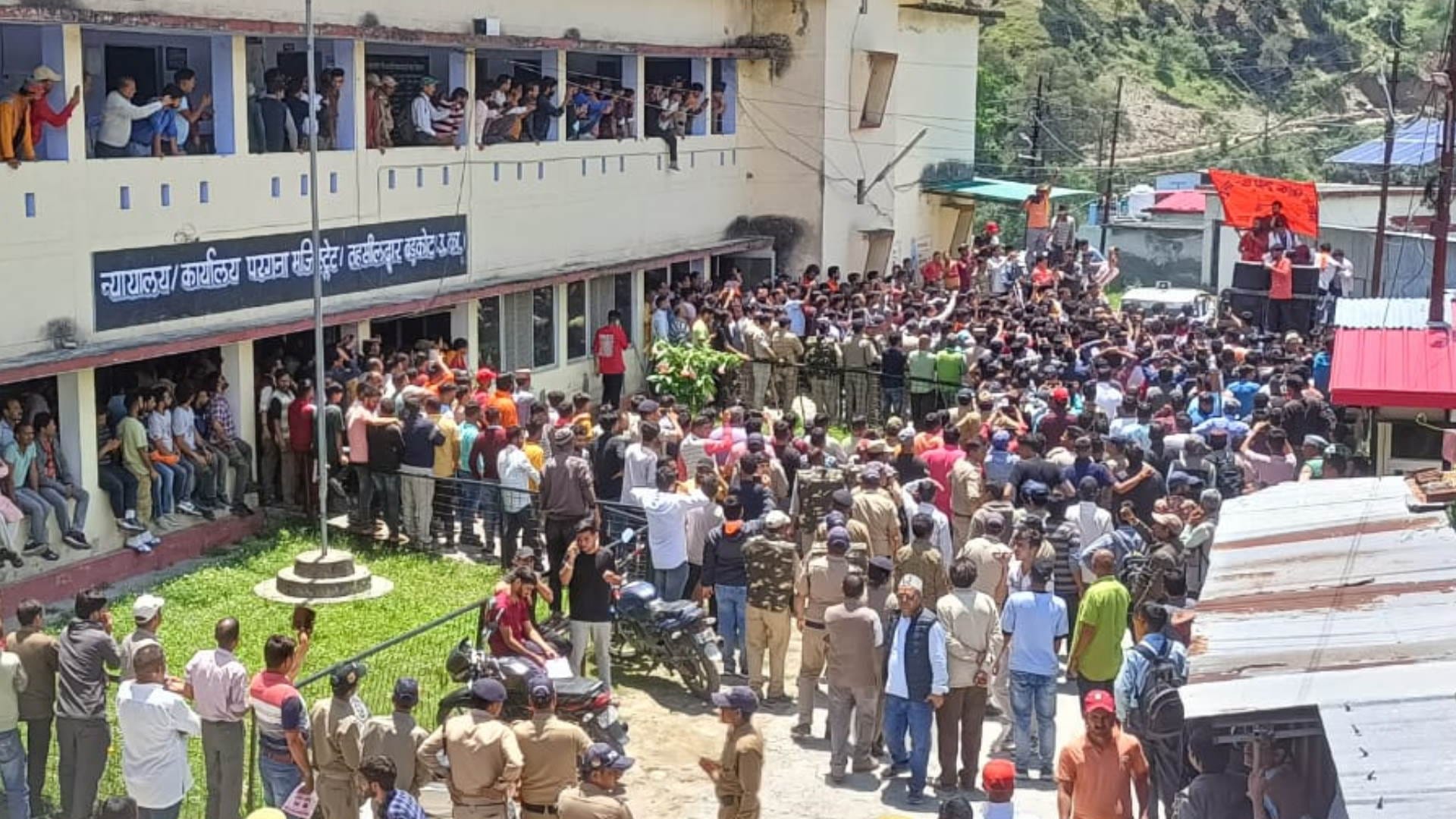 Uttarkashi Love Jihad 52 former bureaucrats wrote a letter to Chief Secretary and DGP in the Purola dispute