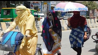 People troubled by scorching heatwave in Mainpuri