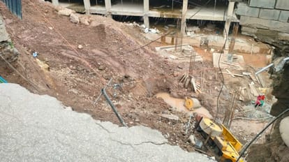 road sinks in mandi school bazar public said earthquake impact