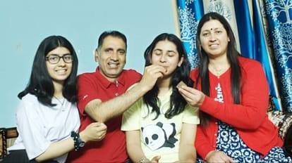 JEE NEET Toppers will be honoured in shimla in abhinandan samaroh by himachal education department