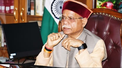 Governor Shiv Pratap Shukla said that there should be no politics regarding the declaration of national disast