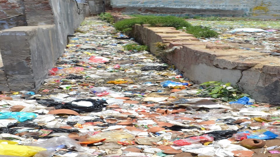 13.37 crores spent, yet the drains of the city are littered with filth