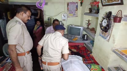 Young lady found dead in room, hanged for suicide in muzaffarpur on the issue of job before marriage in bihar