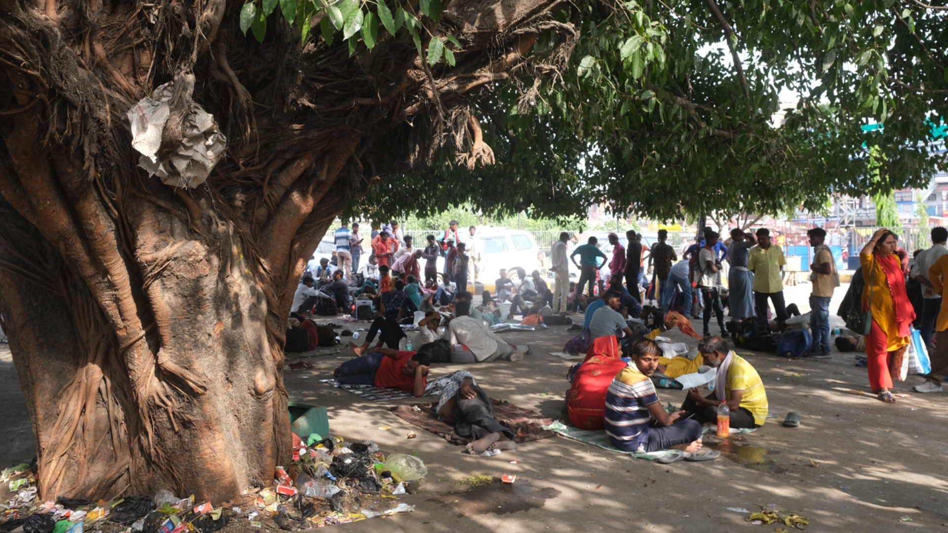 Gorakhpur Weather Cloudy today relief expected from drizzle