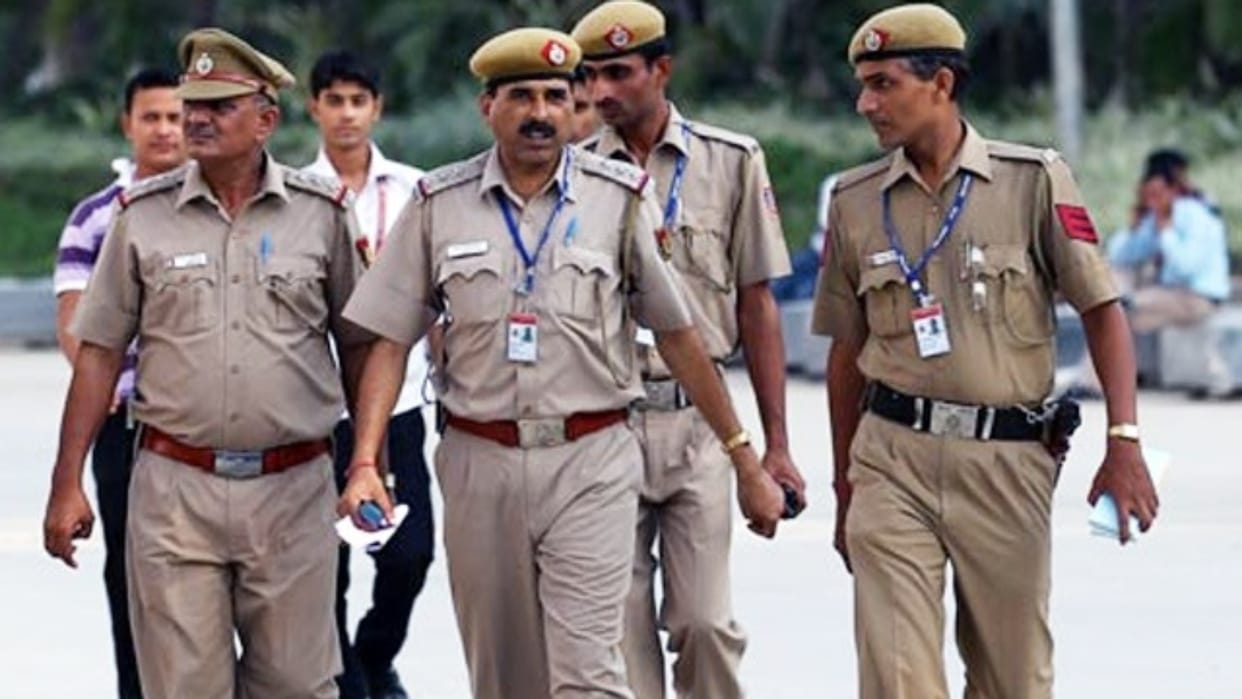 Jharkhand: 10 arrested for murder and snatching in Ranchi, pistol, cartridges and other things recovered