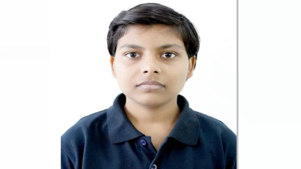 NEET Result: Farmer's daughter got success in NEET exam in first attempt, scored 650 marks