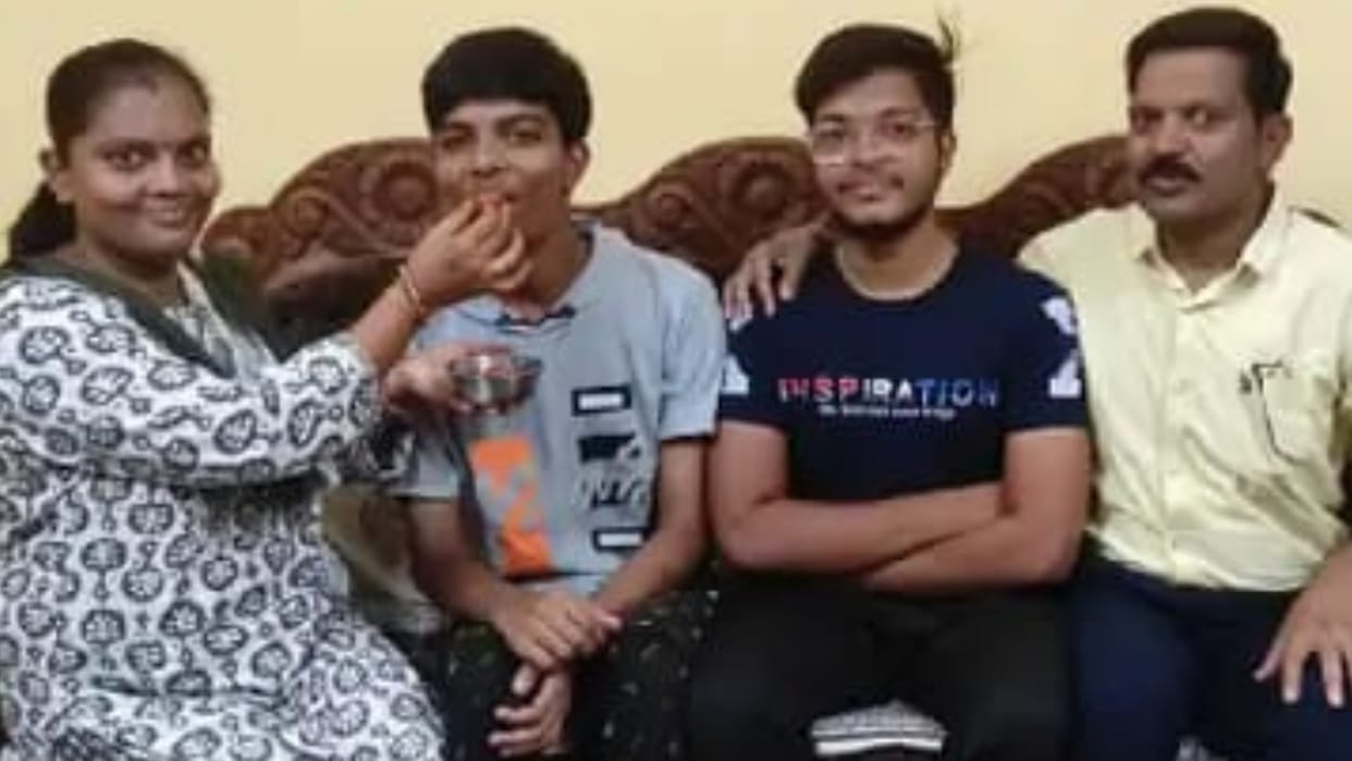 NEET; Raipur's Saransh Patel topped Chhattisgarh in NEET