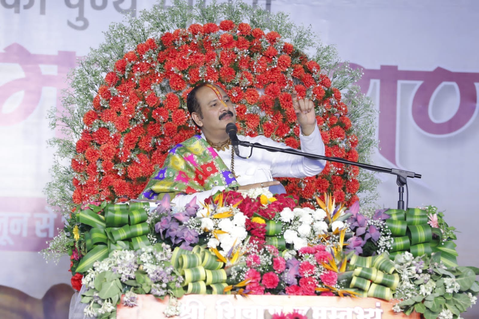 Shivraj arrived in Shiv Katha: CM said - If you cast a wrong eye on sister-daughter, you will be hanged