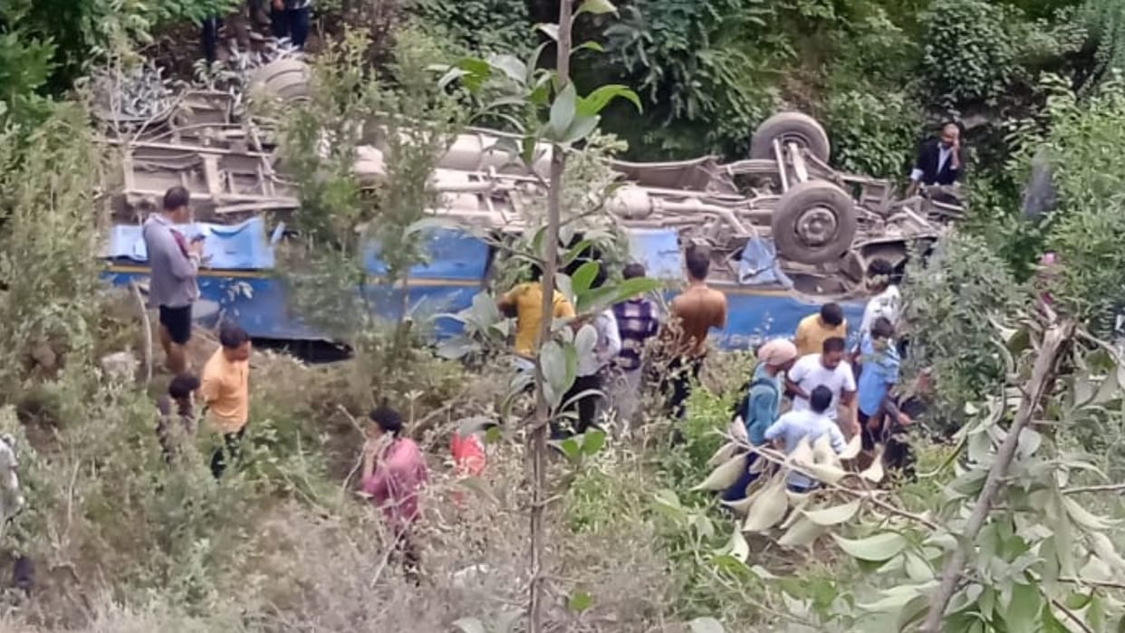 Himachal news: HRTC Bus Accident in Kullu today two killed many injured