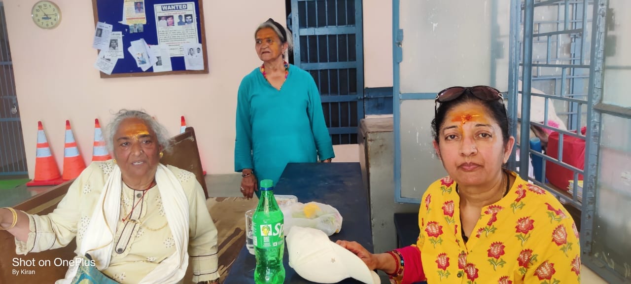 MP News: Police did such a thing that NRI elderly women from London said- Thank you Indian Police