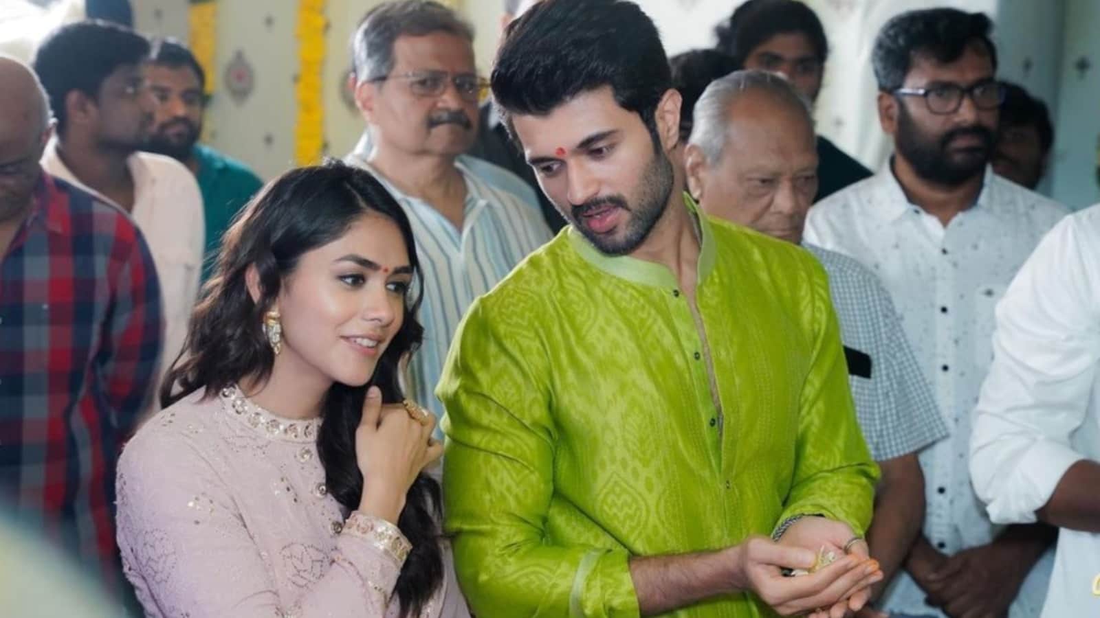 Vijay Deverakonda heaped praise on Family Star director Parasuram and co star Mrunal Thakur
