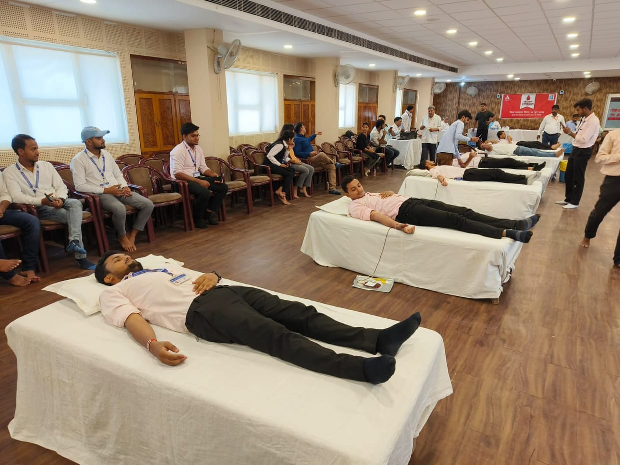 World Blood Donor Day: Blood donation continues in Purvanchal by Amar Ujala Foundation