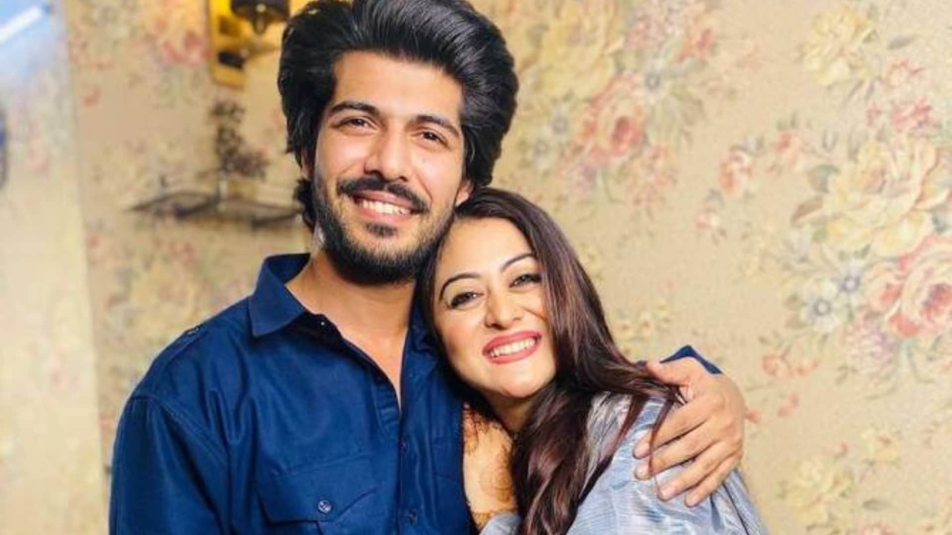 Bigg Boss OTT 2: know about salman khan show first contestant Falaq Naazz Shafaq and Sheezan sister