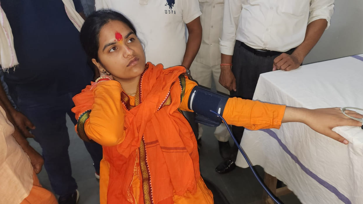 Bageshwar Dham: Shivranjani Tiwari health deteriorated as soon as she reached Chhatarpur