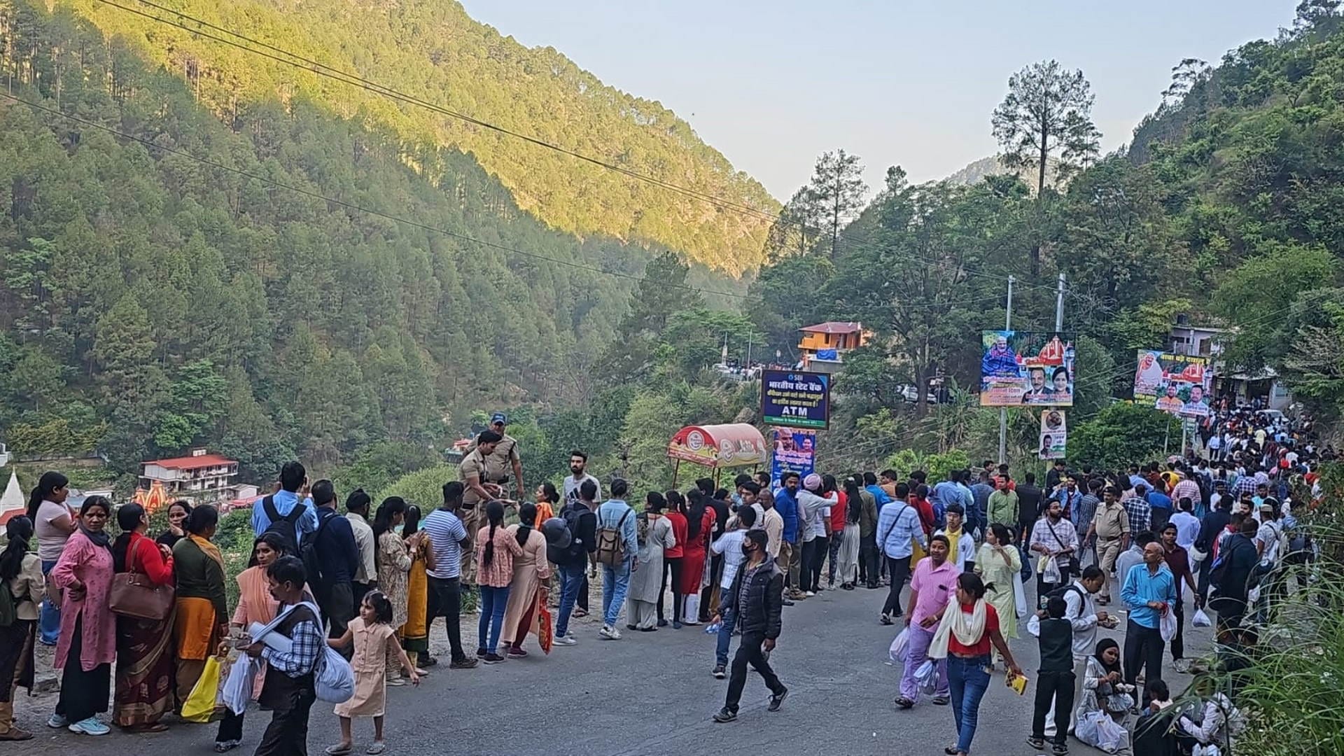 Kainchi Dham 59th foundation day Today devotees crowd gathered Neem Karoli Baba Nainital Watch photos