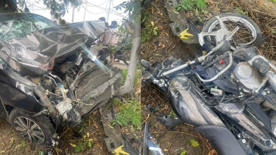 Bike and car collided in Moga, many died