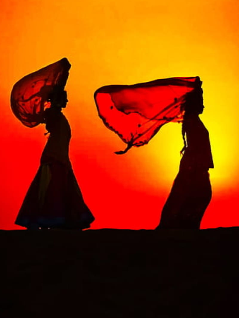 100 days employment to folk artists