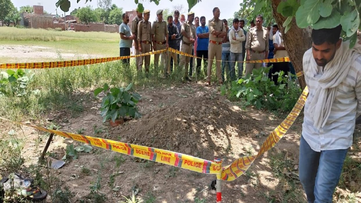 Baghpat: Officials excavated body of woman from the grave and sent it for postmortem