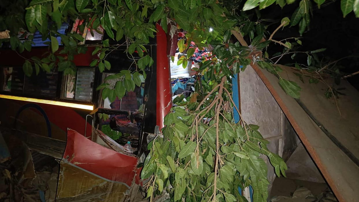 Luxury bus crashes due to tire burst half a dozen passengers injured