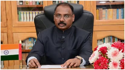 कैग मुर्मू।