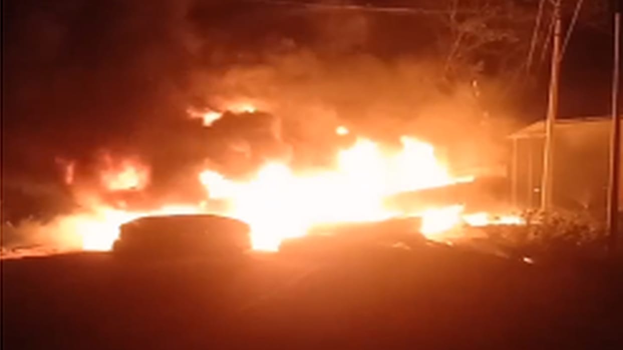 Janjgir Champa Accident News: Truck-Trailer Caught Fire After Collision, Driver And Helper Burns Alive