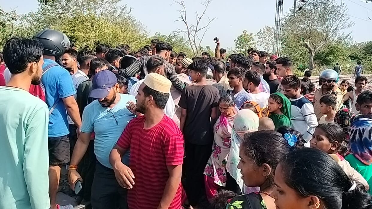 Nainital News Youth  injured after hit by train