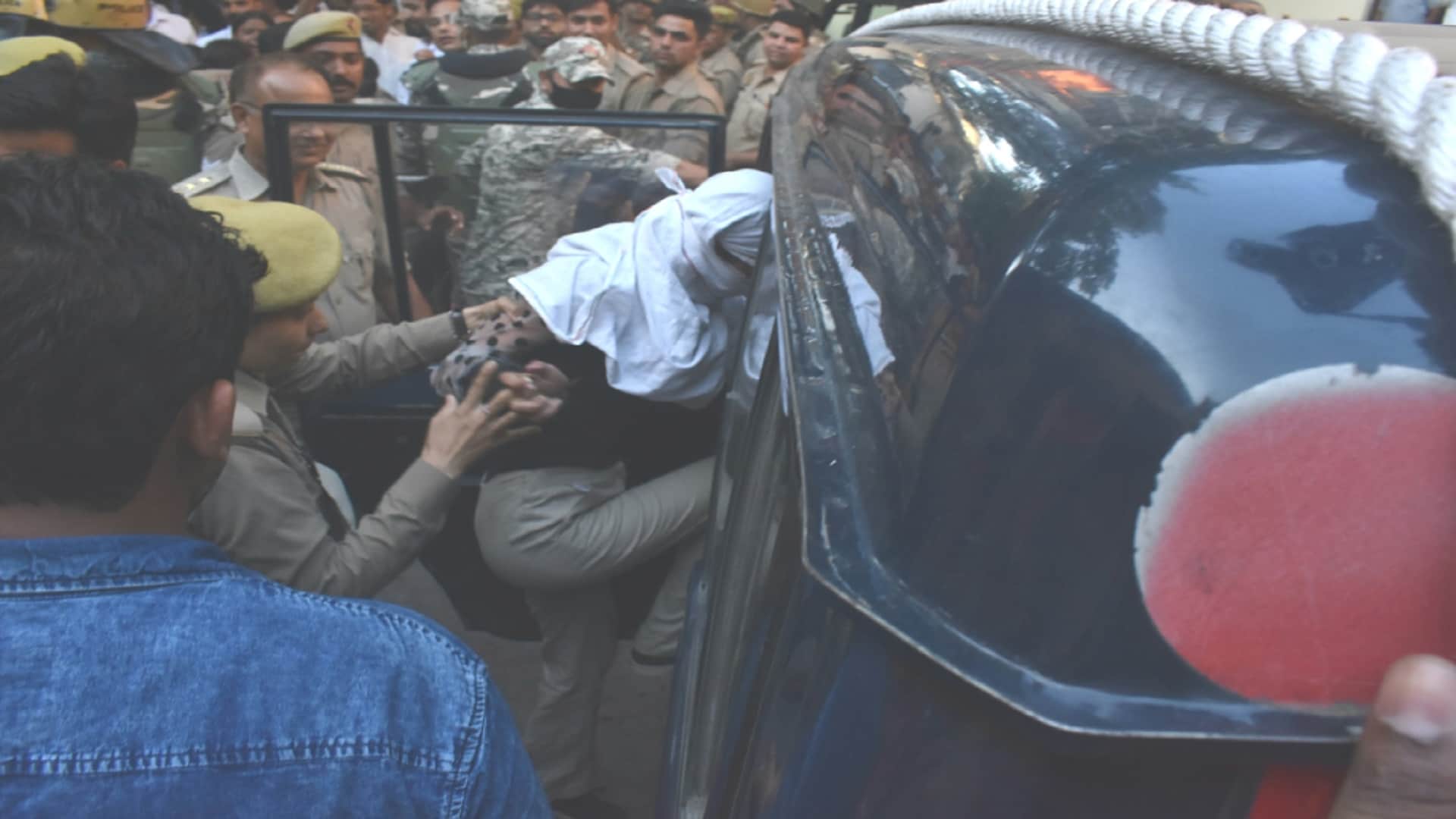 Meerut News: Everyone is shocked by the obscene video of senior advocate Ramesh Chand Gupta