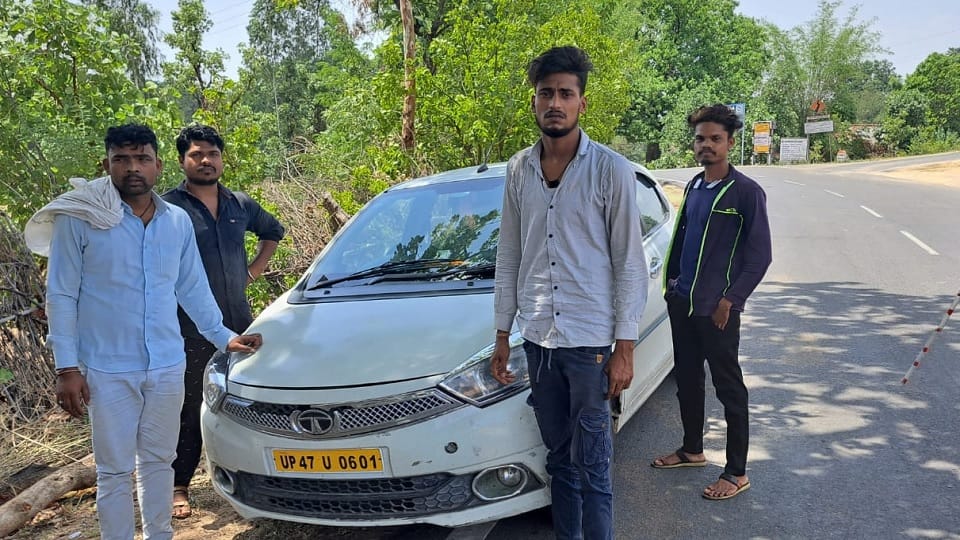 Police arrested two drug smugglers