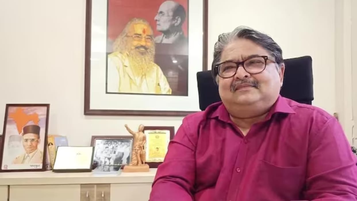 Controversy over removal of Savarkar's chapter from textbooks; Grandson Ranjit targets state government
