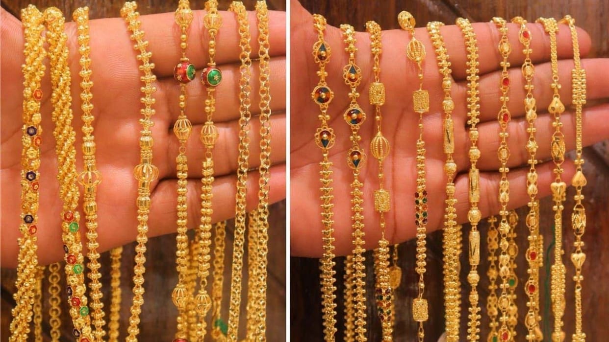 The city's 'Bunty and Babli' stole a chain worth two and a half lakhs from jewelers, even CCTV could not captu