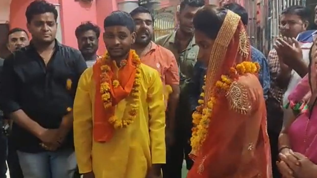 Narsinghpur: Aman became Fazil for the sake of love, married in Ram temple with mantras