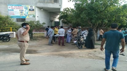 young man died due to a truck hits the tea stall in budaun