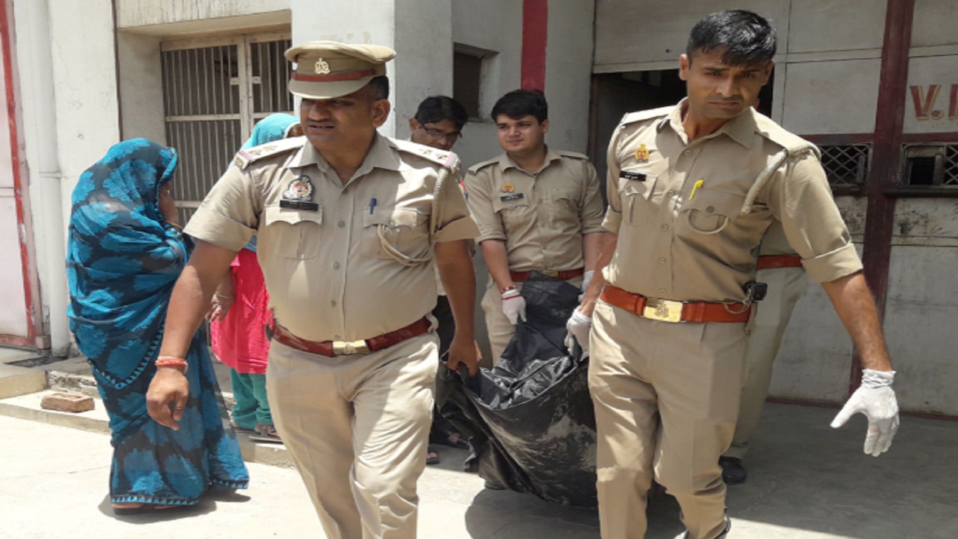 Baghpat Murder Case: Suspicion of murder on close ones, till now interrogated to 20 people