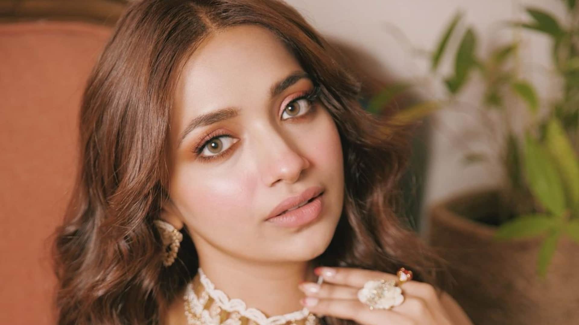 BB OTT 2 Who is Jiya Shankar in Salman Khan Reality Show Bigg Boss OTT 2 know her career struggle film serials