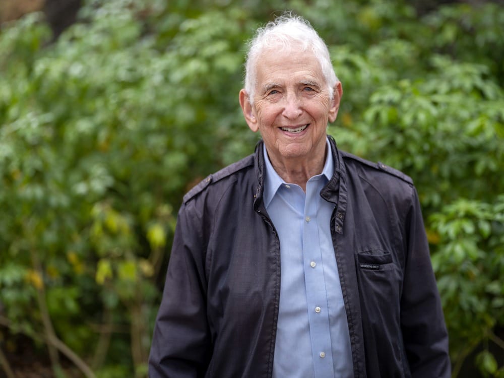 Daniel Ellsberg Who Leaked the Pentagon Papers is Dead at 92